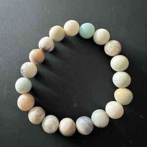 Beaded stretch bracelet